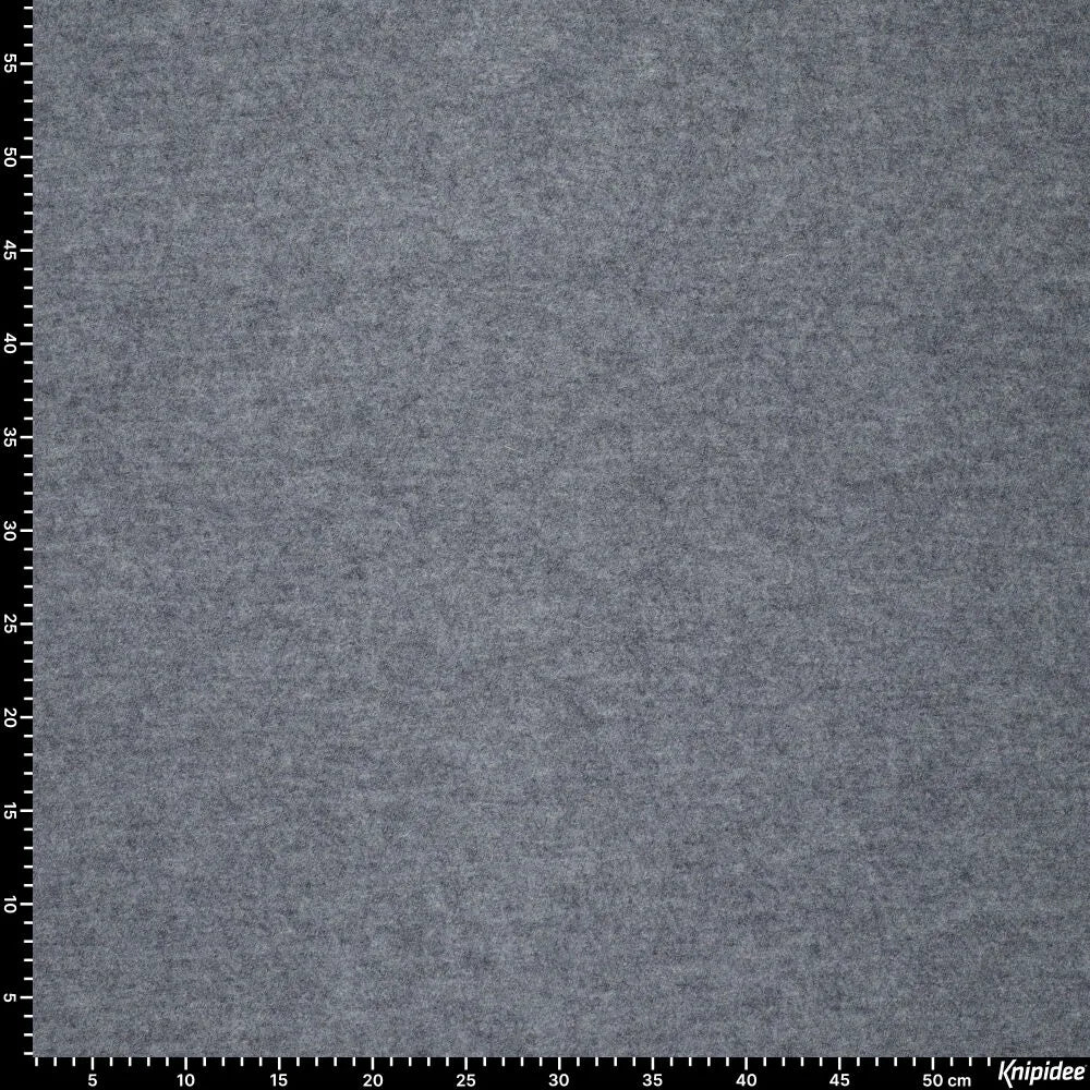 KN0454-695